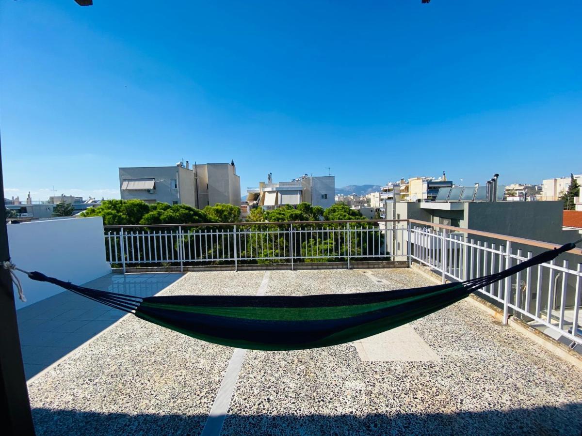 地铁站旁,免费停车位,距机场15分钟车程,独享80平米露台和美景,星空帐篷,舒适淋浴,宽敞3间房3张双人床公寓 Αθήνα Εξωτερικό φωτογραφία